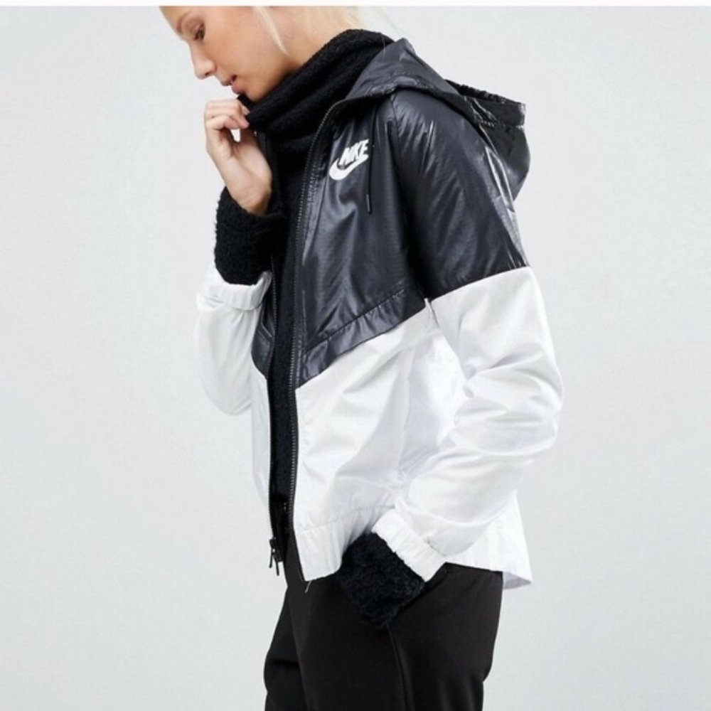 Nike Sportswear Windrunner Jacket